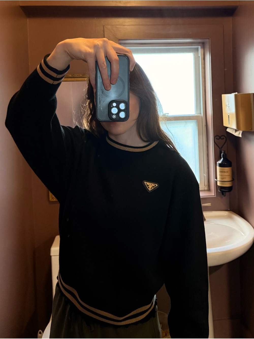 Crewneck sweater - Picture 3 of 8
